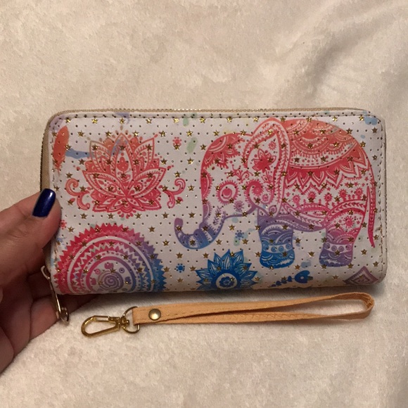 ELEPHANT WRISTLET WALLET - Picture 10 of 16